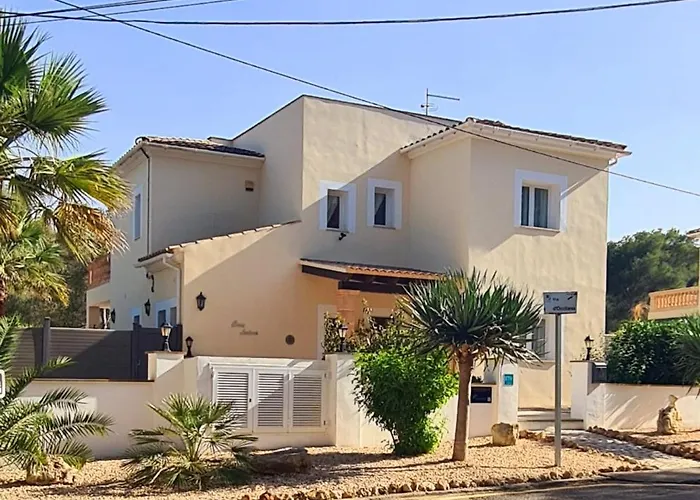 Casa Ladena